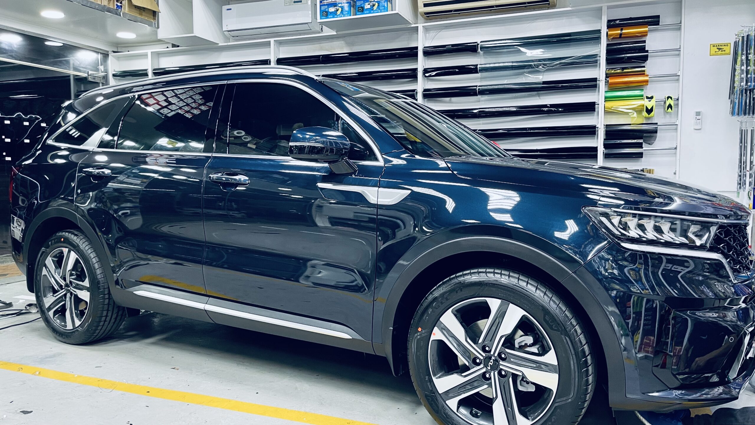 Car Window Tinting in Abu Dhabi, UAE | Car Tinting in Abu Dhabi, UAE